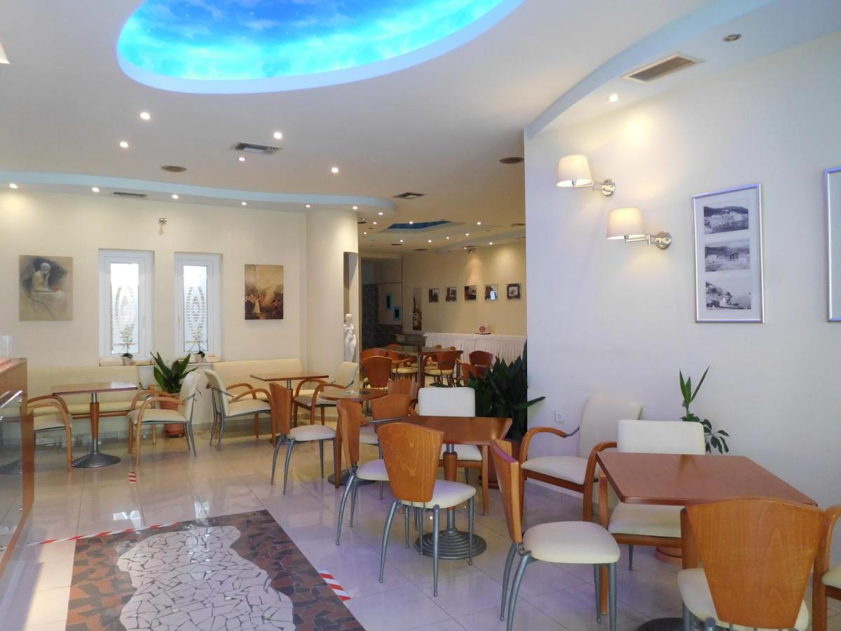 לאוטרה אדיפסאו Efstratios Hotel מראה חיצוני תמונה