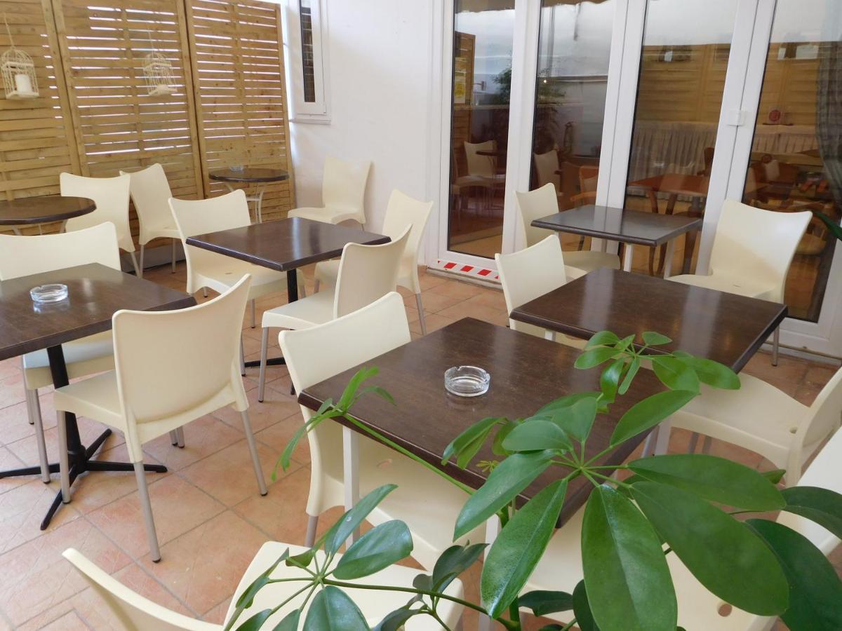 לאוטרה אדיפסאו Efstratios Hotel מראה חיצוני תמונה
