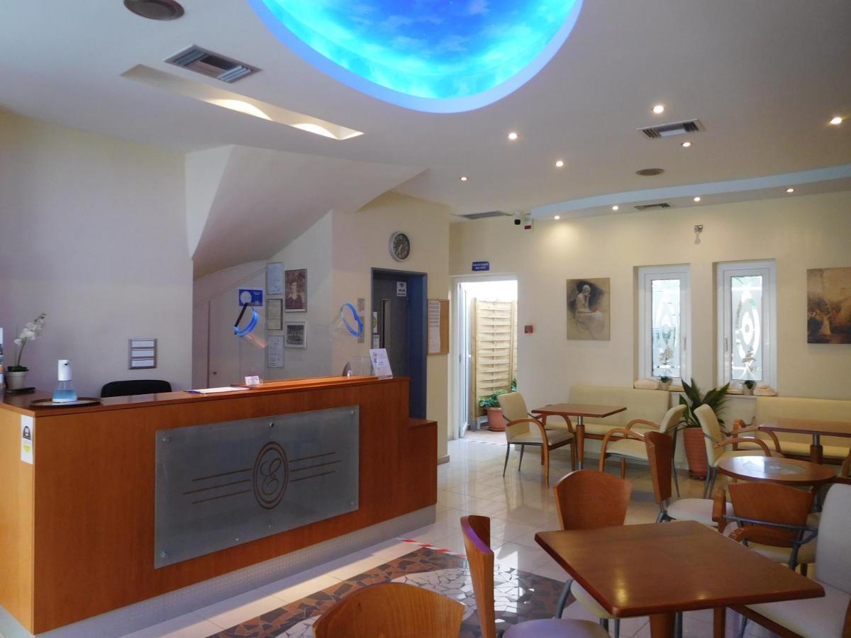 לאוטרה אדיפסאו Efstratios Hotel מראה חיצוני תמונה