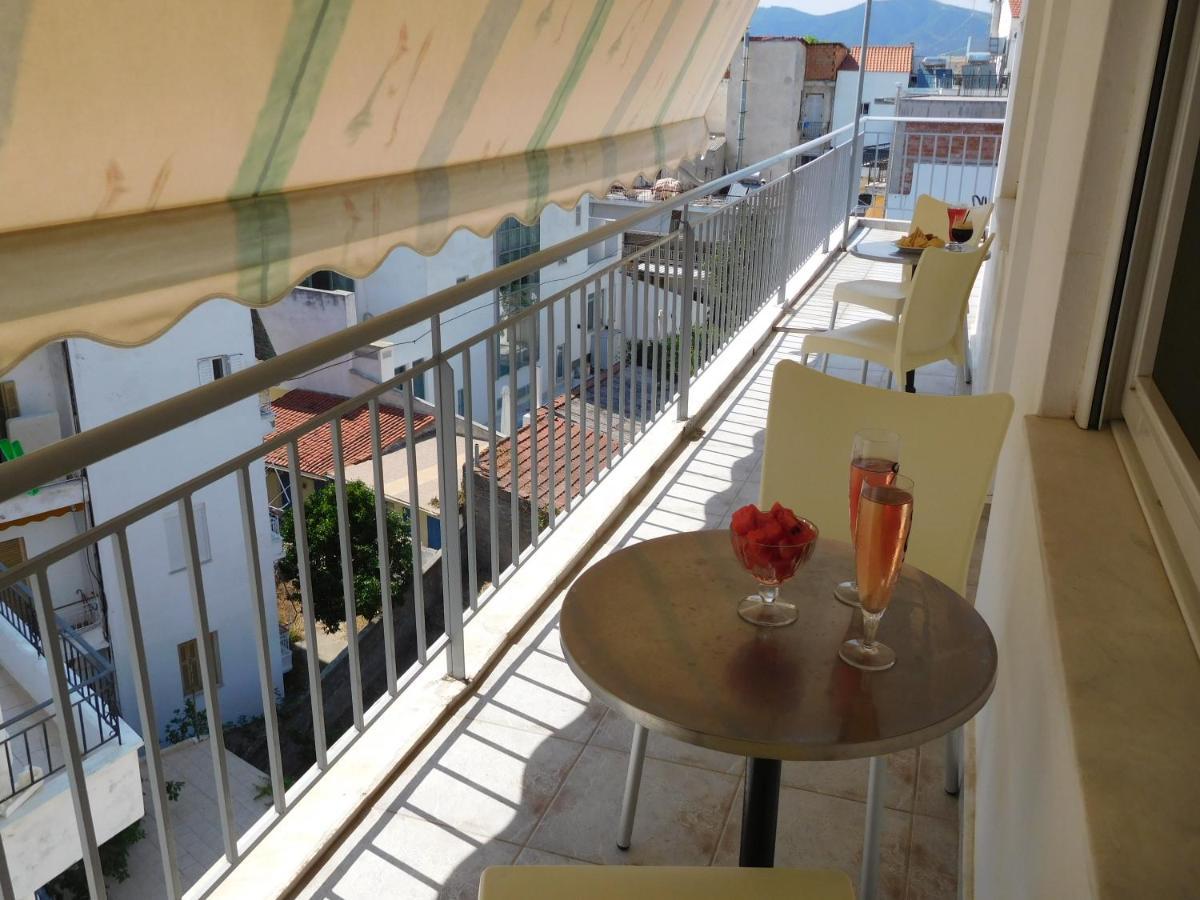 לאוטרה אדיפסאו Efstratios Hotel מראה חיצוני תמונה