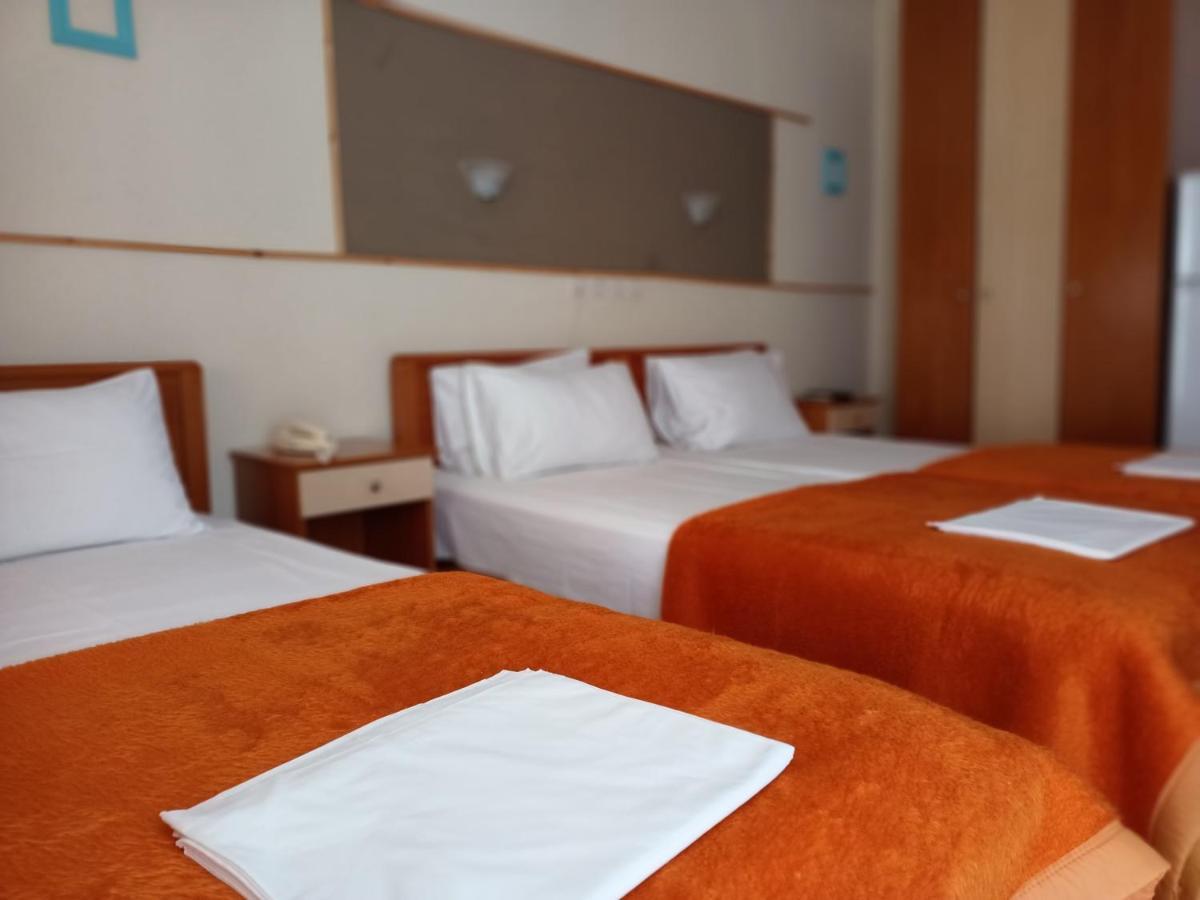 לאוטרה אדיפסאו Efstratios Hotel חדר תמונה
